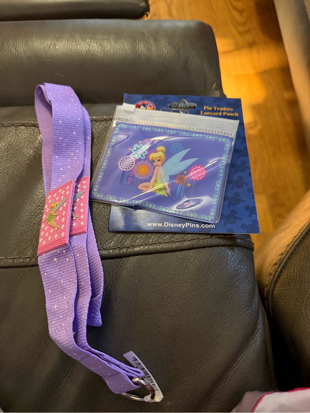 NEW DISNEY TINKER BELL LANYARD and PIN TRADERS LANYARD POUCH